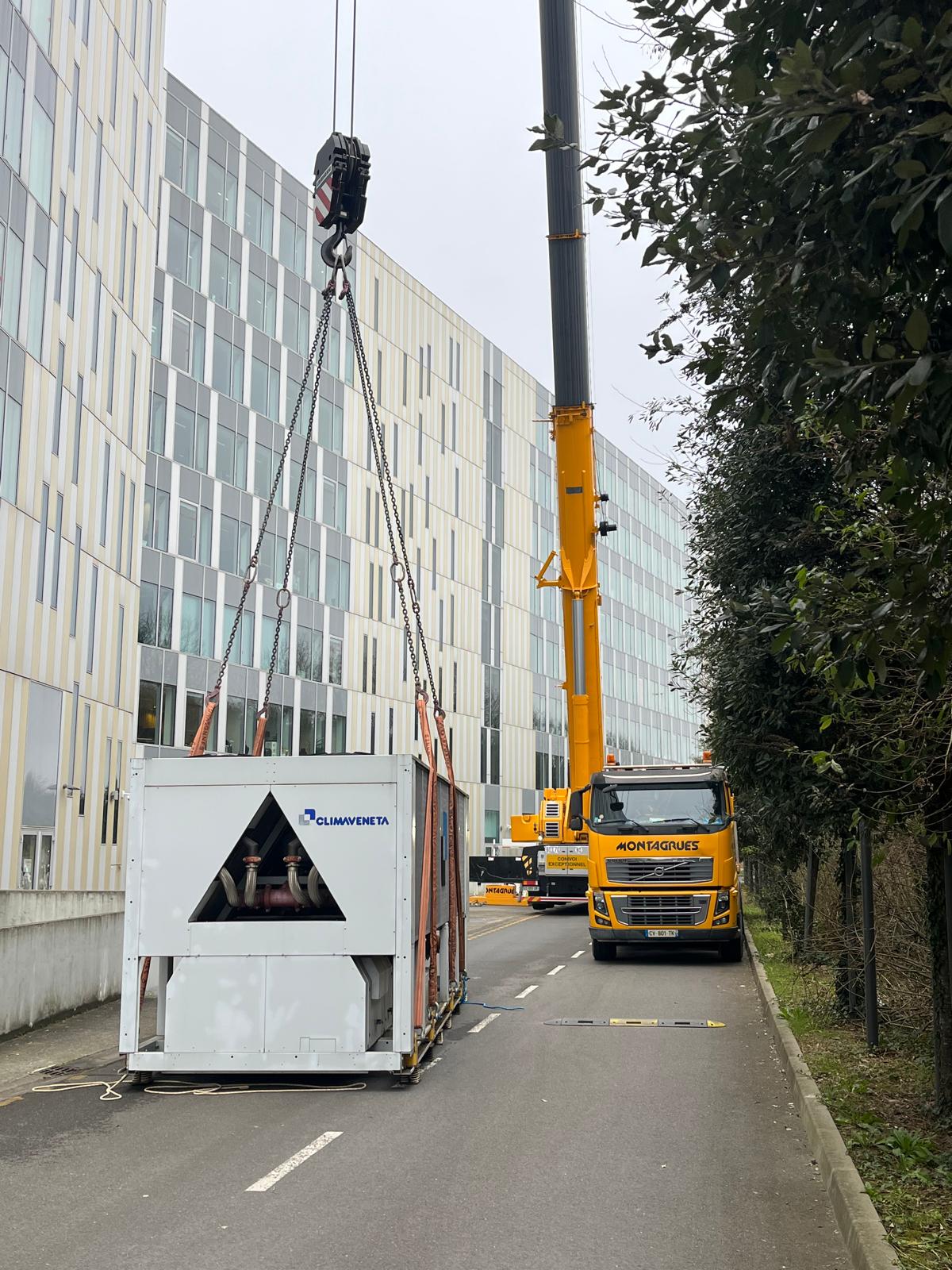 Groupe froid Climaveneta 200 kW — Refroidisseur d'eau